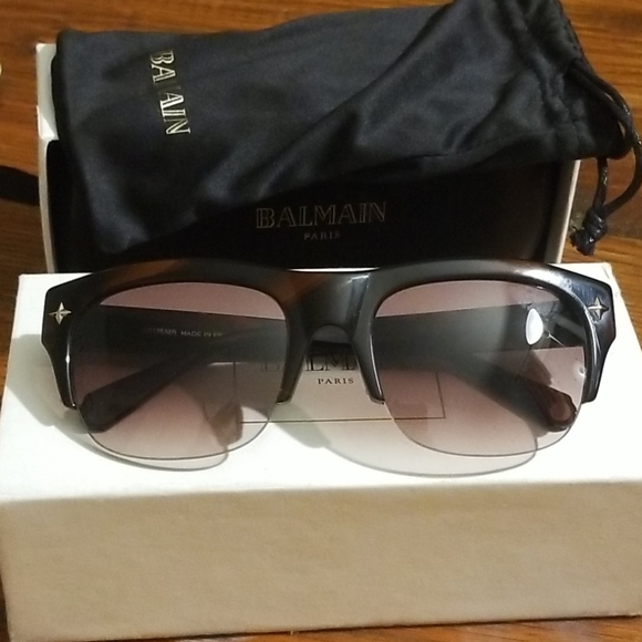 Balmain Unisex Stars Sunglasses in Tortoise brown - Picture 4 of 10